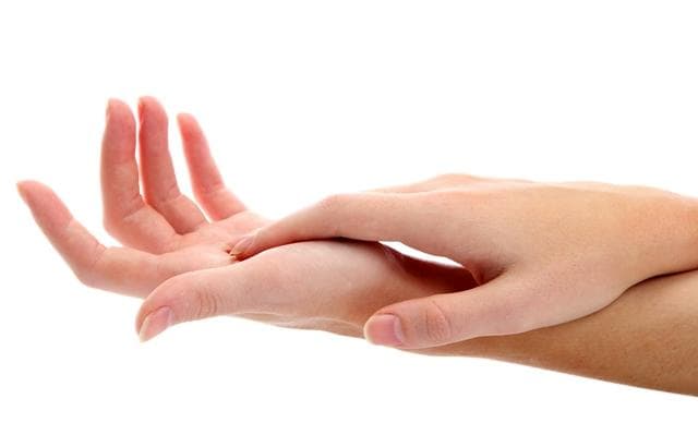Handreflexologie: wat vertellen je handen over je vitaliteit?